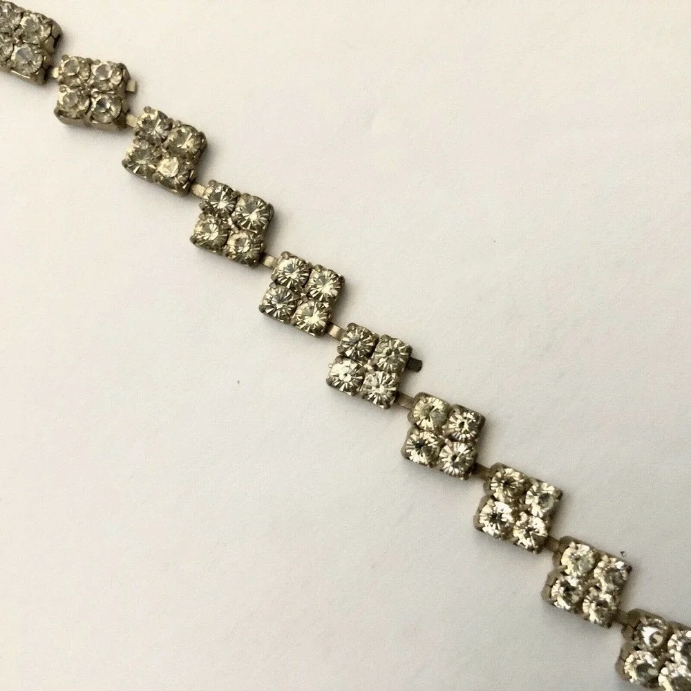 Clear Rhinestone Square Prong Set Silver Tone Latch 7.75 Tennis Bracelet Jewelry